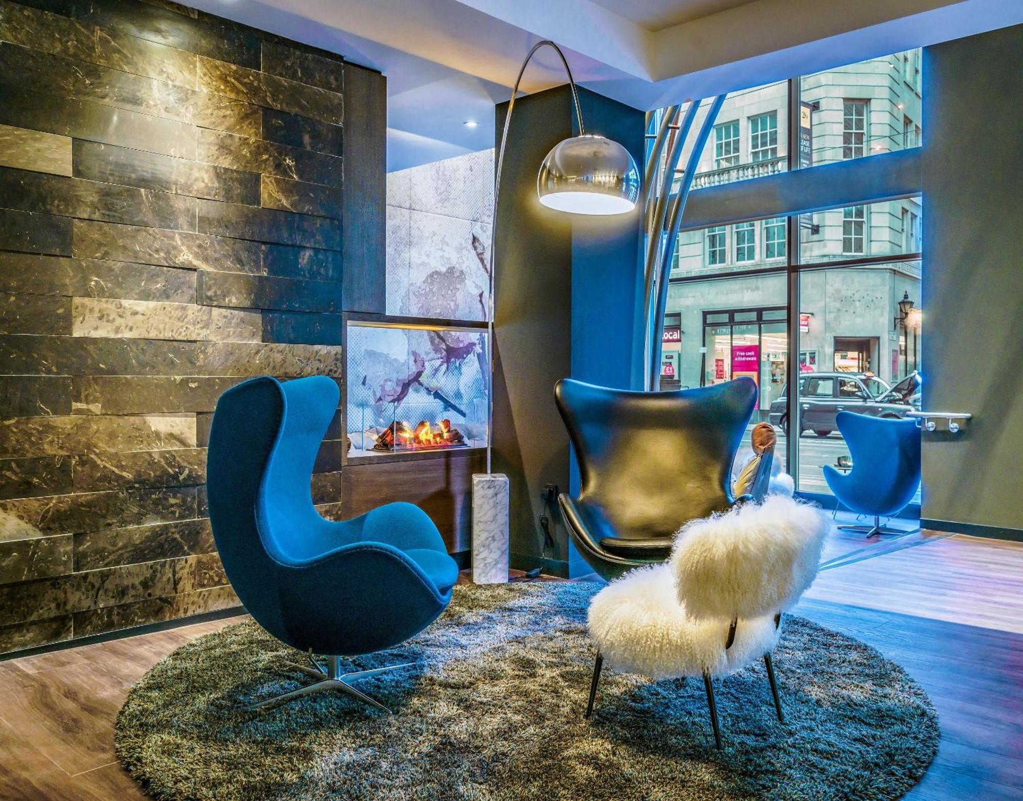 Hotel One Manchester-royal Exchange 3*
